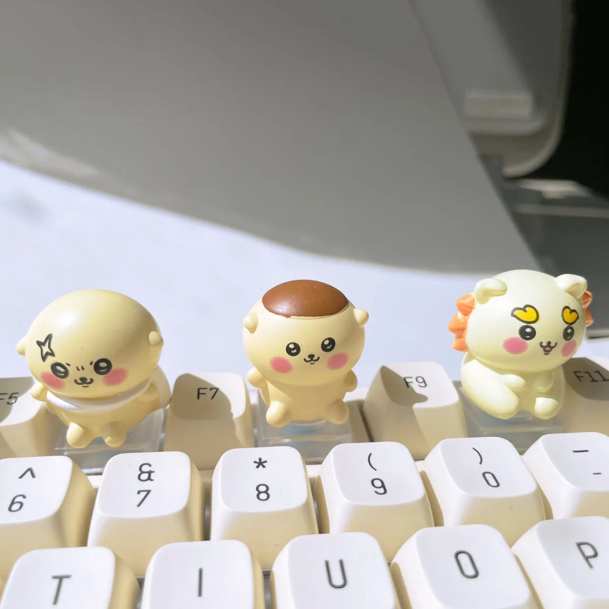Cute Chiikawa Usagi Momonga Resin Replaceable Light Keycap for Mechanical Keyboard Kawaii Anime Cartoon Holiday Gifts Toys view 6
