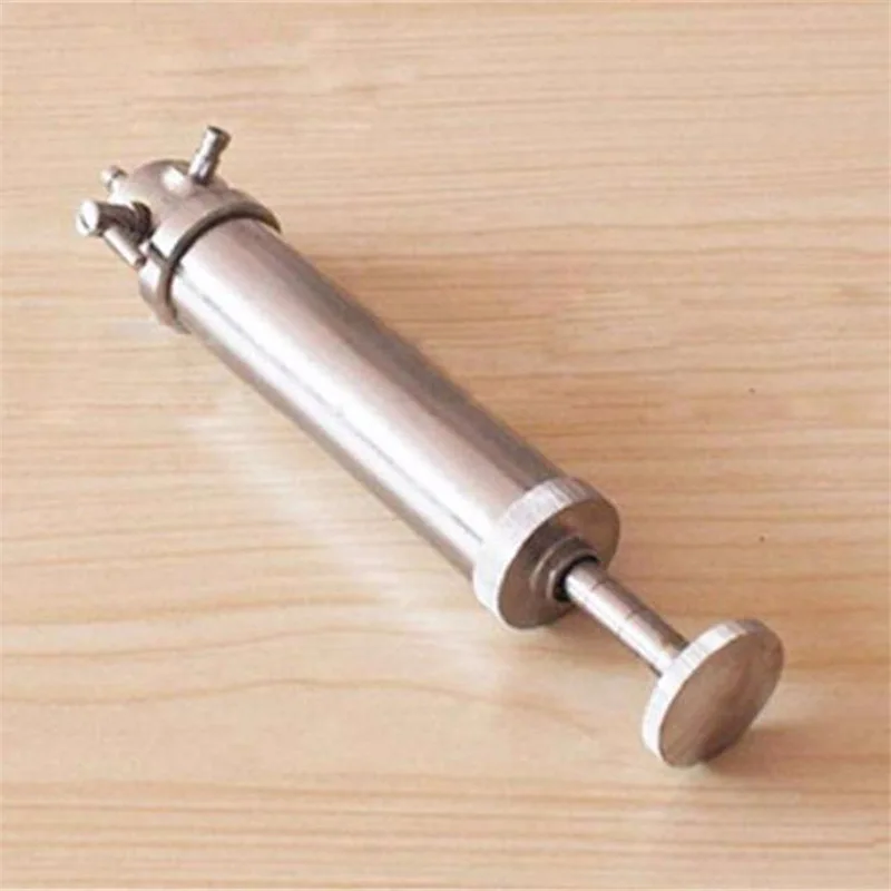 Pressure sampler, cylindrical positive pressure sampler for gas detection tubes