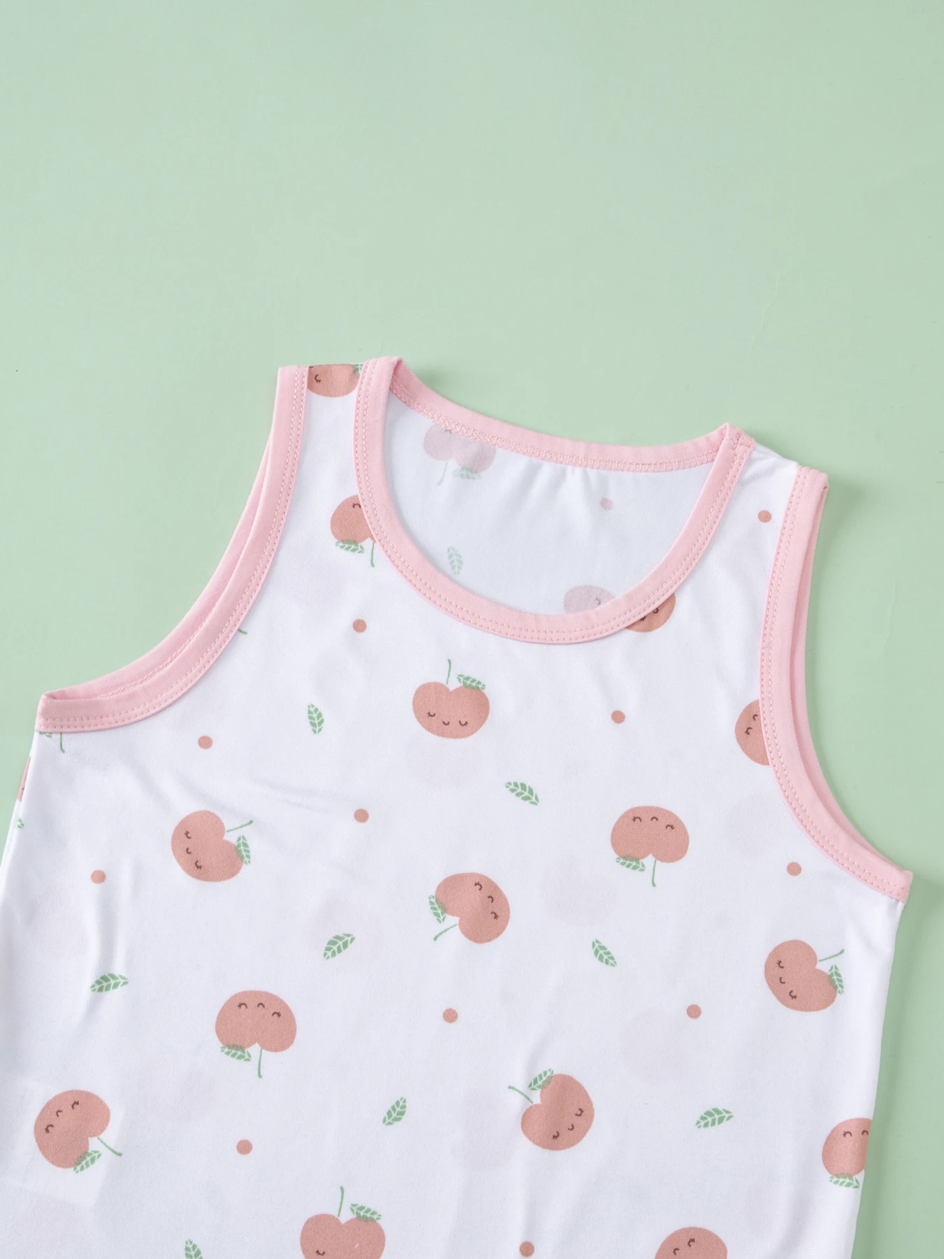 3-teiliges süßes und niedliches Vier-Jahreszeiten-Weste-Set für Mädchen, bequemes ärmelloses T-Shirt mit Rundhalsausschnitt, lässiges, vielseitiges Cartoon-Oberteil für Kinder – Detail 14