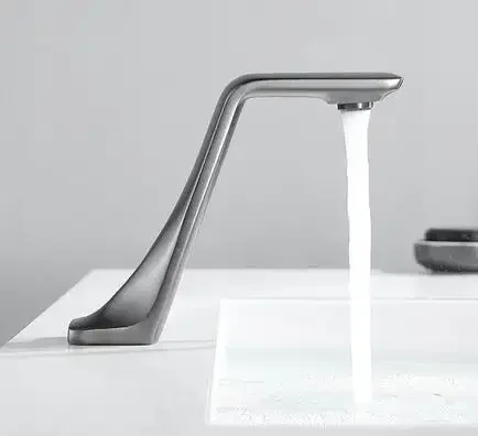 Modern Design Touchless Induction Bathroom Vanity Faucet Automatic Sensor Brass Basin Tap with Single Handle Ceramic Valve Core