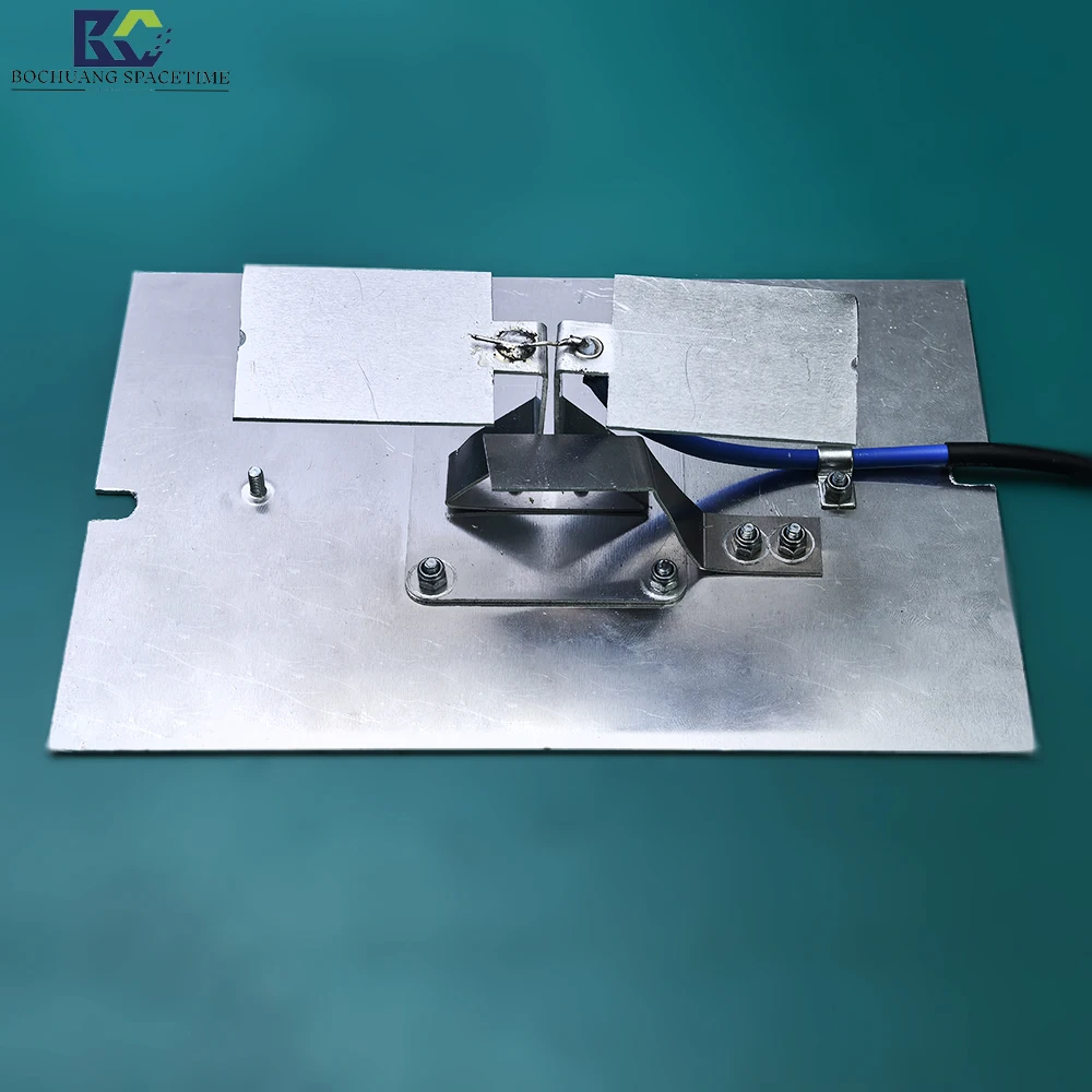 950Mhz-1100MHz bandwidth frequency flat panel antenna FPV/UAV defense directional RF antenna