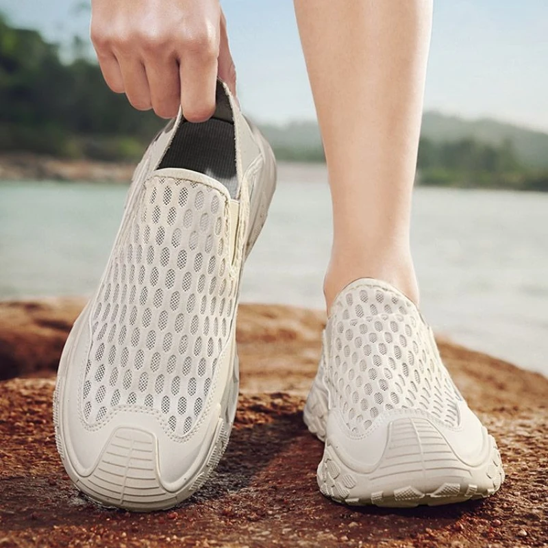 

Уличная бежевая минималистичная спортивная обувь для мужчин с мягкой стелькой, оригинальные предложения, широкие унисекс, высококачественные легкие мужские повседневные кроссовки