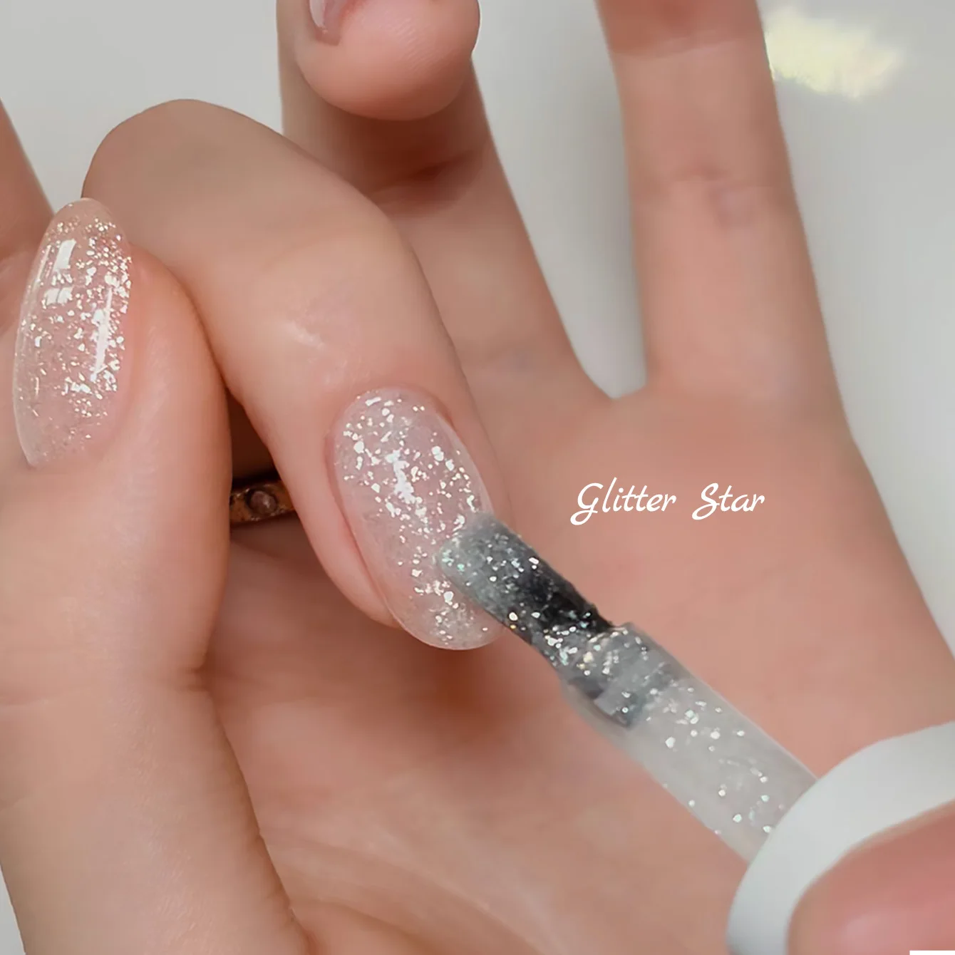 SHAKA 1 unidad Esmalte de Uñas en Gel Versátil con Efecto Flash, Terciopelo de Nieve, Brillante, de Ensueño, Ágil, con Purpurina Fina Europea, Rosa Blanco, para Arte de Uñas