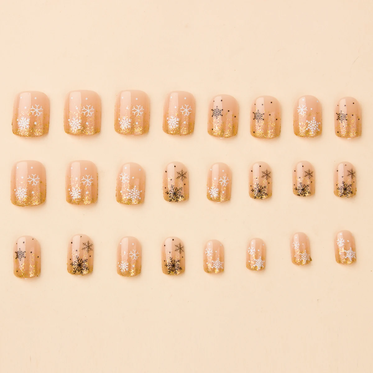 女性用の短い正方形の偽のネイル,24個セット,クリスマス用の圧力ネイル,y2kスノーフレーク,フランスの偽のネイル,ゼリータブ