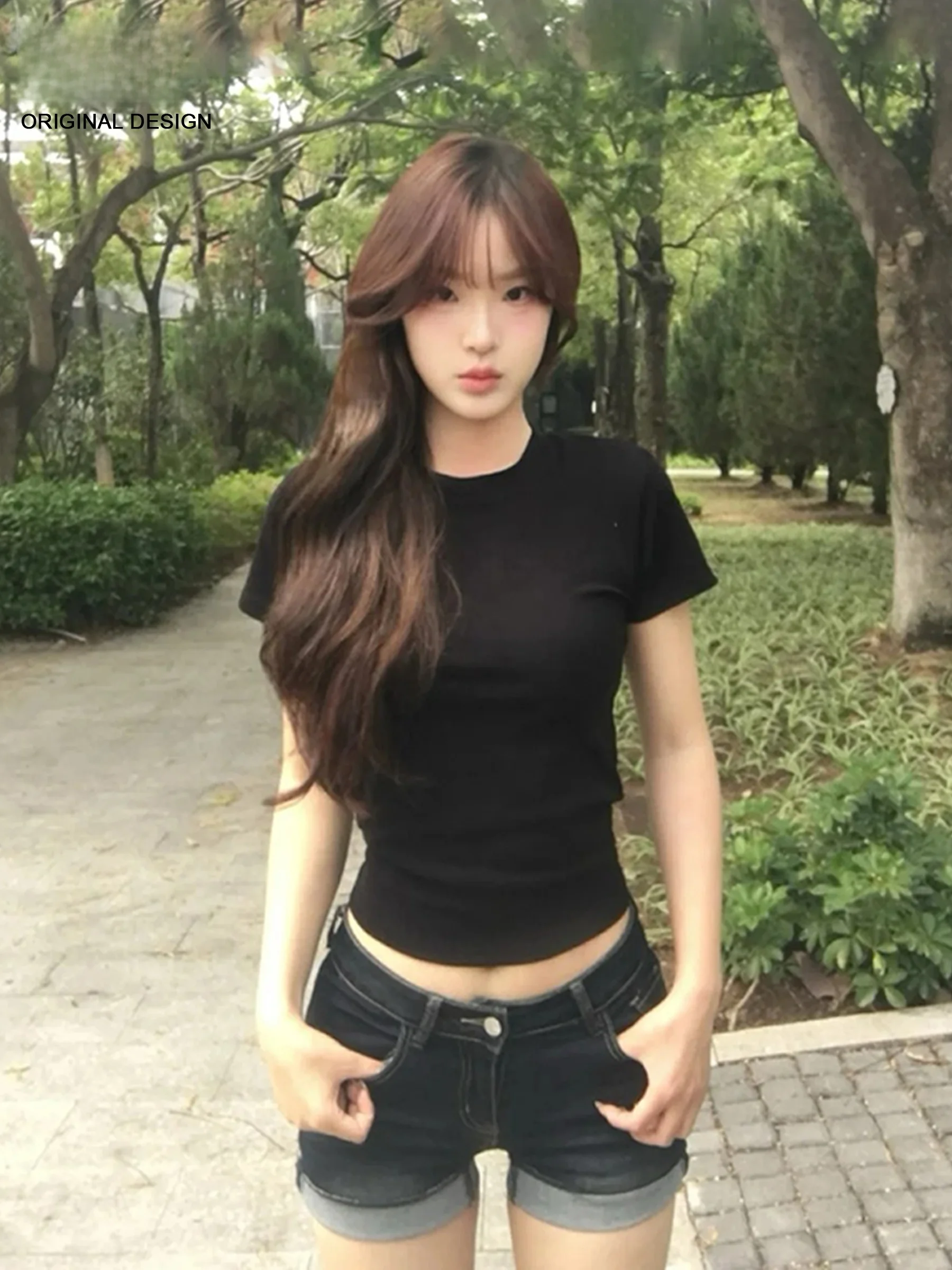 

American Style High Waist Denim Shorts Women's Summer Slim Fit High Waist Black Jeans Roll up Shorts Tight Fit Hot Pants