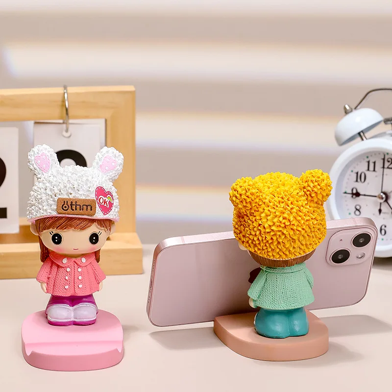 Cute Cartoon Phone Stand Desktop Office Desk Couple Cute Handmade Ornament High-end Gift Small Ornament for iPhone 17 16 15