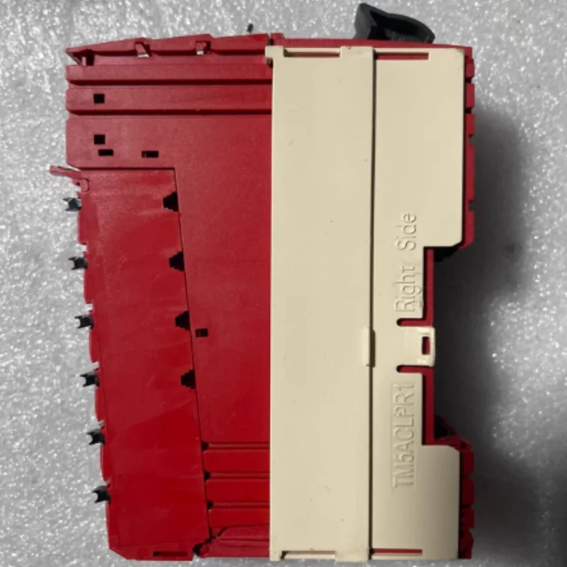 Second hand module TM5SDI20DFS test OK in stock for quick delivery