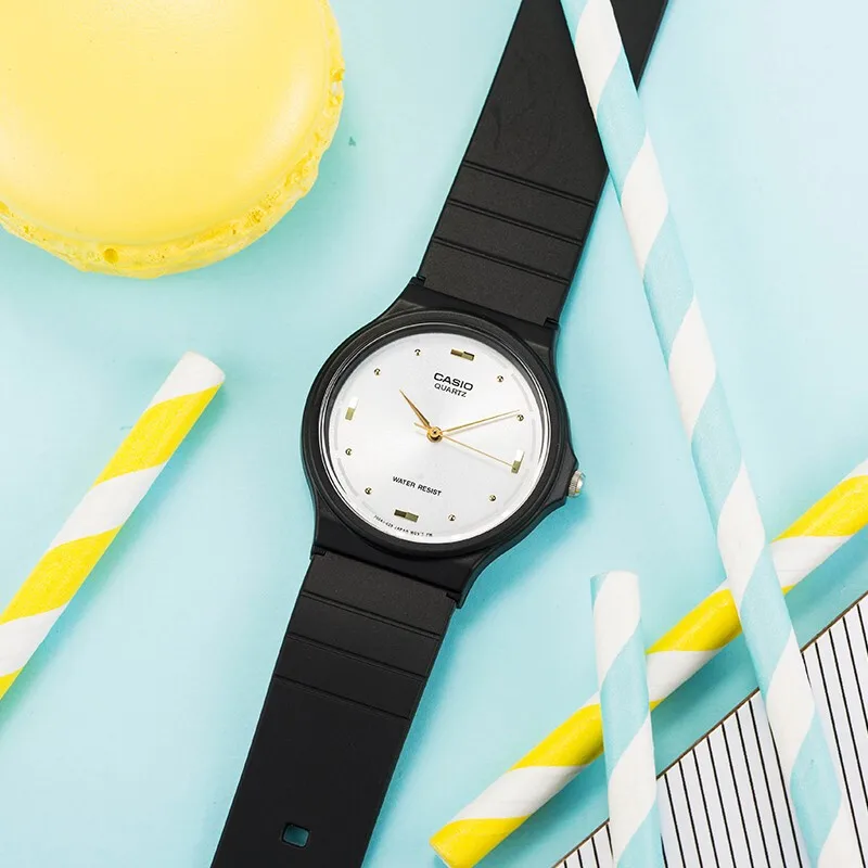 ساعة كاسيو للرجال بمينا صغير، ساعة كوارتز رياضية عصرية وبسيطة للجنسين، بمينا صغير 33 ملم للنساء