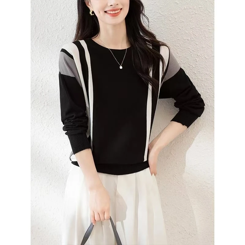 Women Vintage Striped O-neck Sweater Autumn Winter Comfortable Loose Casual Knitwear Office Lady Exquisite White Tops