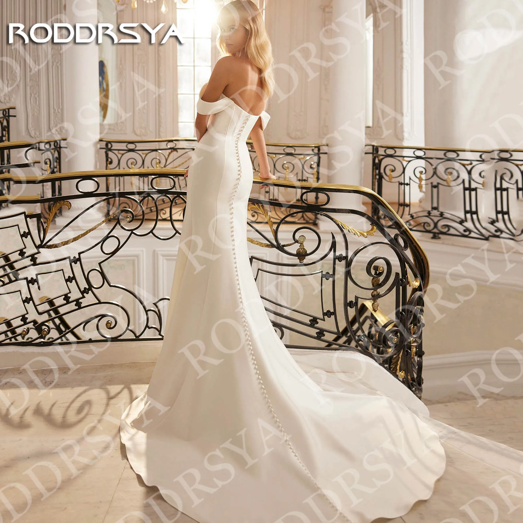 RODDRSYA فستان زفاف حورية البحر من الساتان قبالة الكتف طيات زر بسيط طويل فساتين زفاف امرأة مخصصة رداء دي خطاباتخطابهزوجات فستان زفاف حورة البحر من الكتف مضاعف زر فساتين عروس طويلة بسيطة امرأة مخصصة