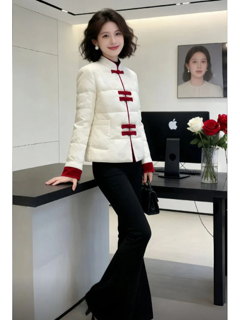 

Новая китайская утепленная хлопковая куртка-пуховик для женщин с воротником-стойкой, декорированная пуговицами, в стиле колор-блок, корейская версия, свободный крой