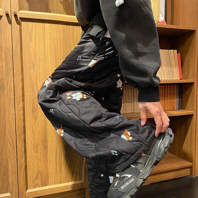 LUZHEN لطيف الكرتون نمط مطبوعة عالية الجودة سميكة الدافئة مبطن بنطلون الرجال 2025 الشتاء موضة السراويل المستقيمة JY4884