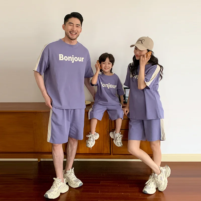 

Family Same Clothes Set 2024 Summer Fashion Father and Son Two Piece Outfits Korean Mother and Daughter Top Shorts 2 Piece Suit