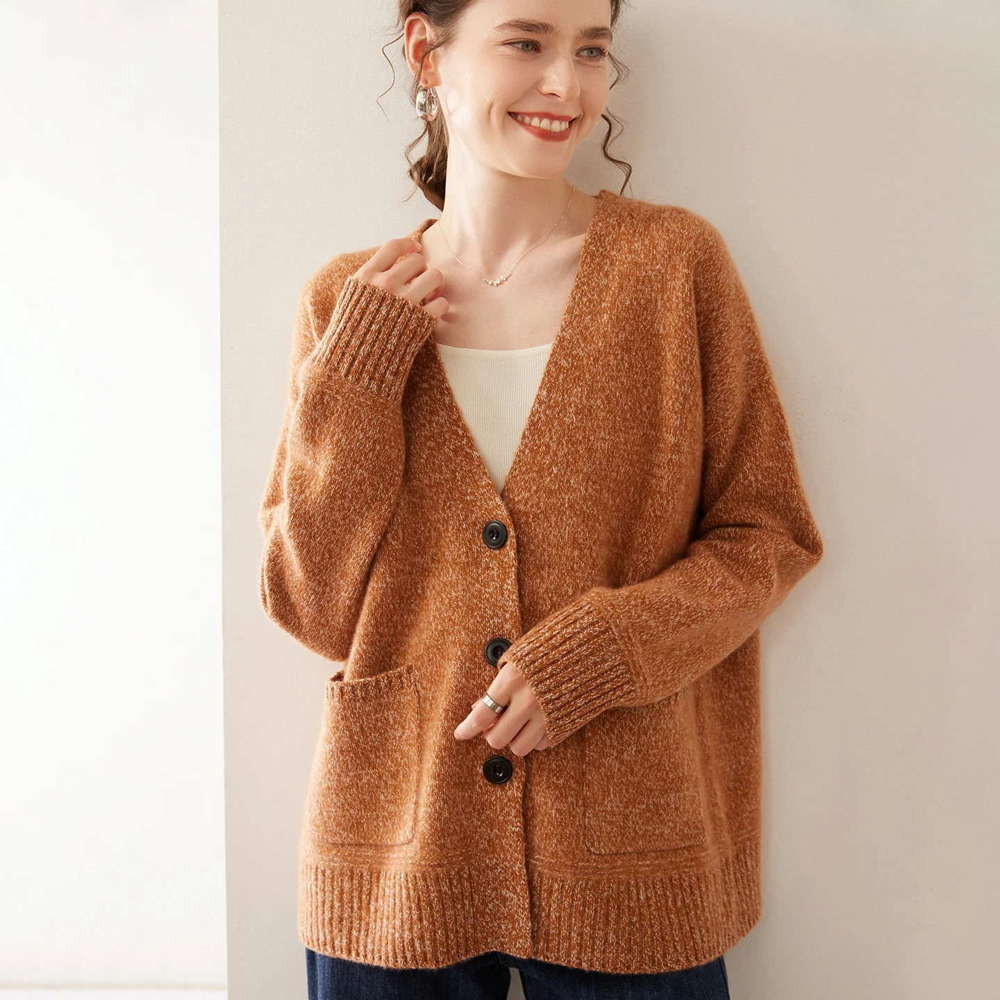 High Quality Women\'s Cardigan 100% Cashmere Sweater V-Neck Large Size Cardigans Autumn Winter Lady Casual Solid Knit Jacket Top