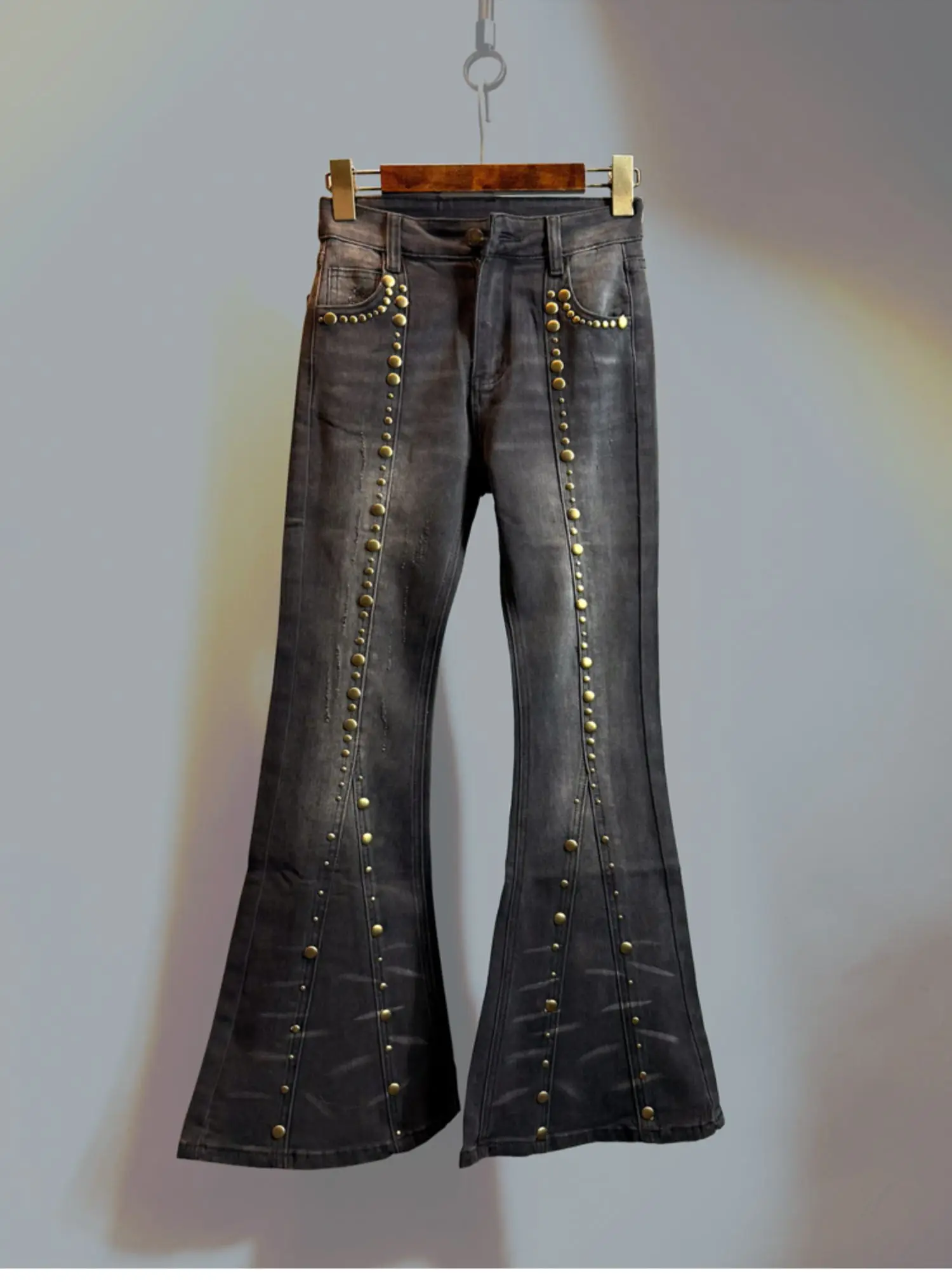 Amerikaanse stijl mode retro klinknagel uitlopende lange broek hoog getailleerde slim fit veelzijdige casual denim broek voor dames jeans