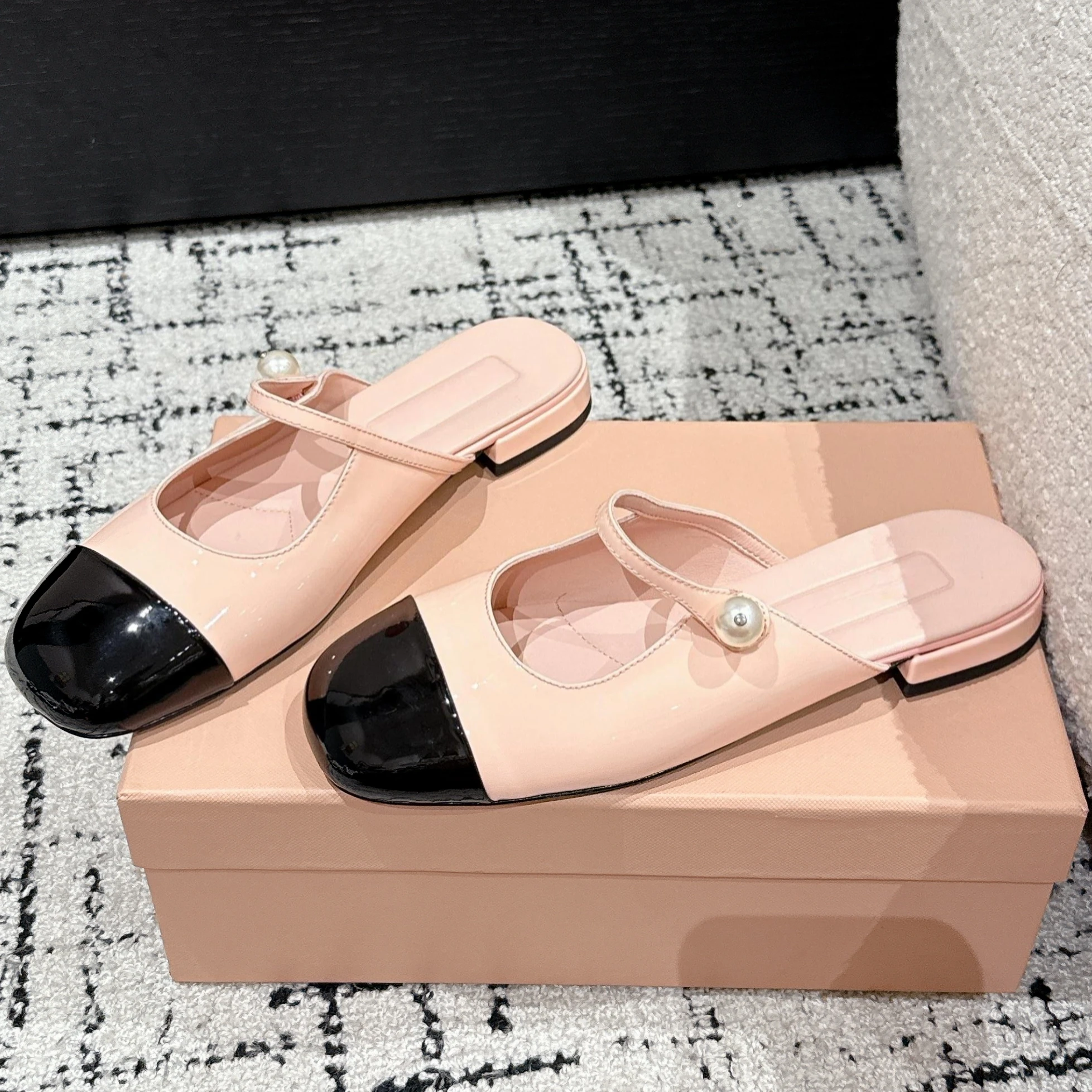 SHIYUNJIN 2025 New Arrival Spring Patent Leather Round-Toe Mix Colors Mary Janes Beach Slides Mules Outdoor Slippers Zapatos De