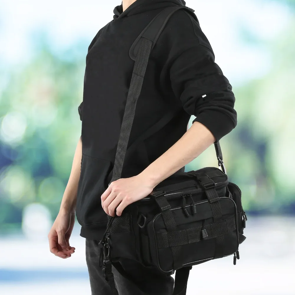 

Polyester Fishing Shoulder Bag MultiCompartment Adjustable Straps Fishing Tool Bag Multifunctional 40*17*20cm Fishing Bag