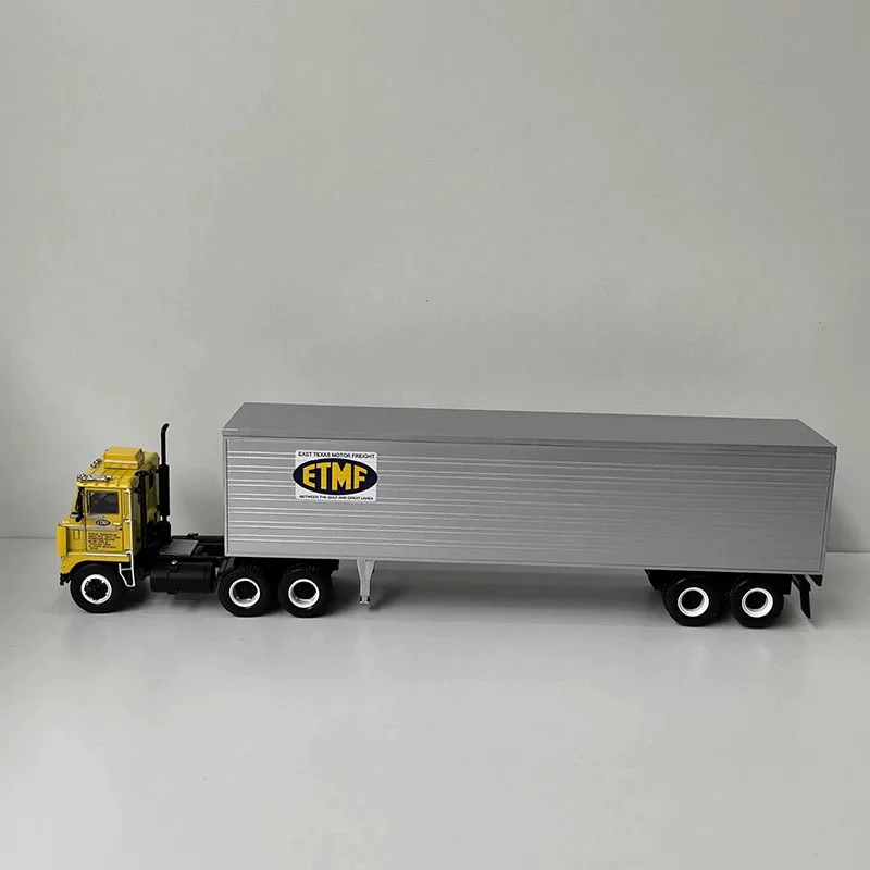 

IXO 1:43 WHITE 7400 tow truck Alloy Simulation Car Model Static Collection Decorated Holiday Gifts Toys Souvenir Gift
