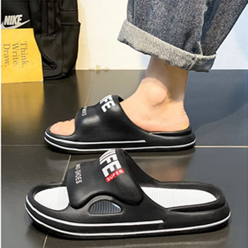 

2024 Fashion Outdoor Sandals Men Slippers Beach Comfortable Soft Soled Slides Casual Shoes Non-Slip Beach Sandals