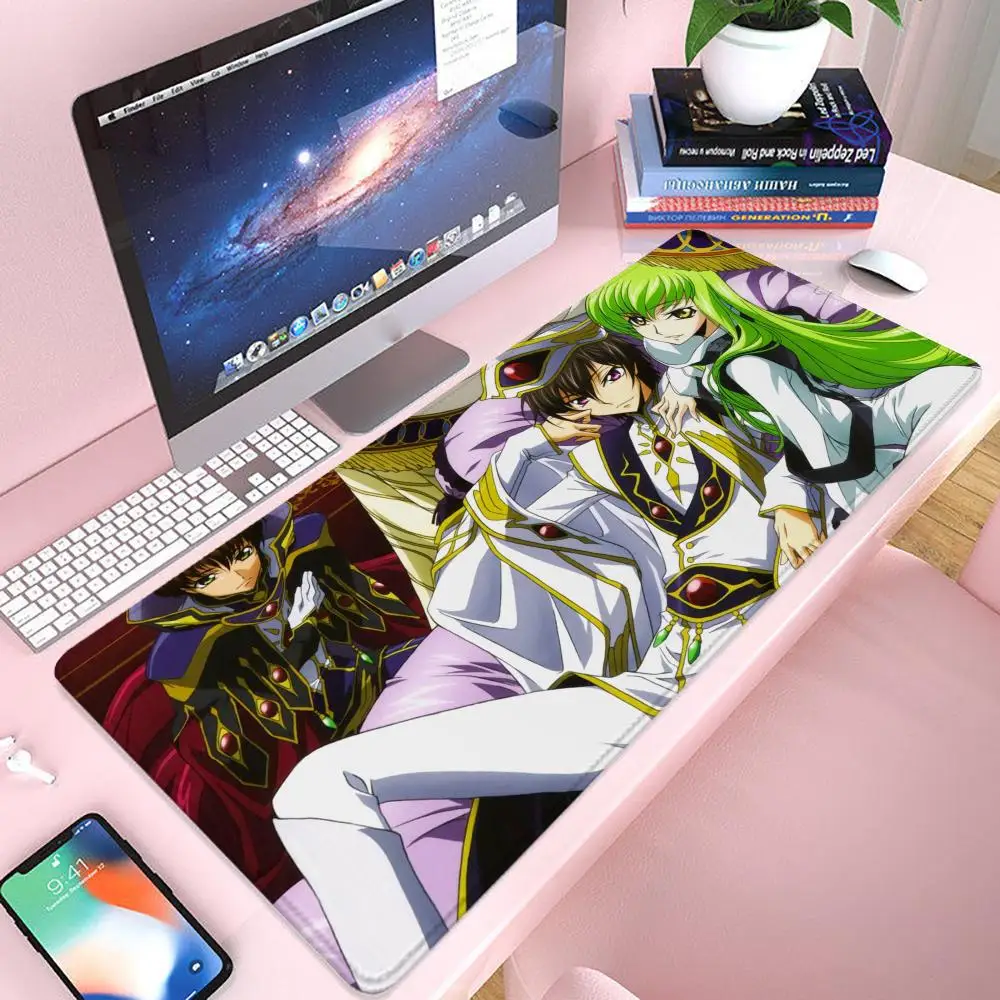 

Коврик для мыши Code Geass, игровой коврик для мыши 900 × 400, геймерский коврик для мыши Xxl, офисные аксессуары, длинный коврик для клавиатуры, коврик для компьютерного стола