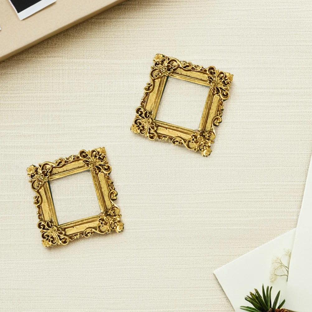 

2Pcs Small Photo Frame Golden Resin Vintage Style Frame for DIY Crafts Phone Case Decor Miniature House Use Mini Photo Props