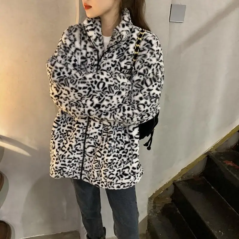 

Chic Korean Fashion Style Overcoat Casual Zebra Pattern Plush Jacket Winter New Thick Warm Short Jacket Women All-match Jackets