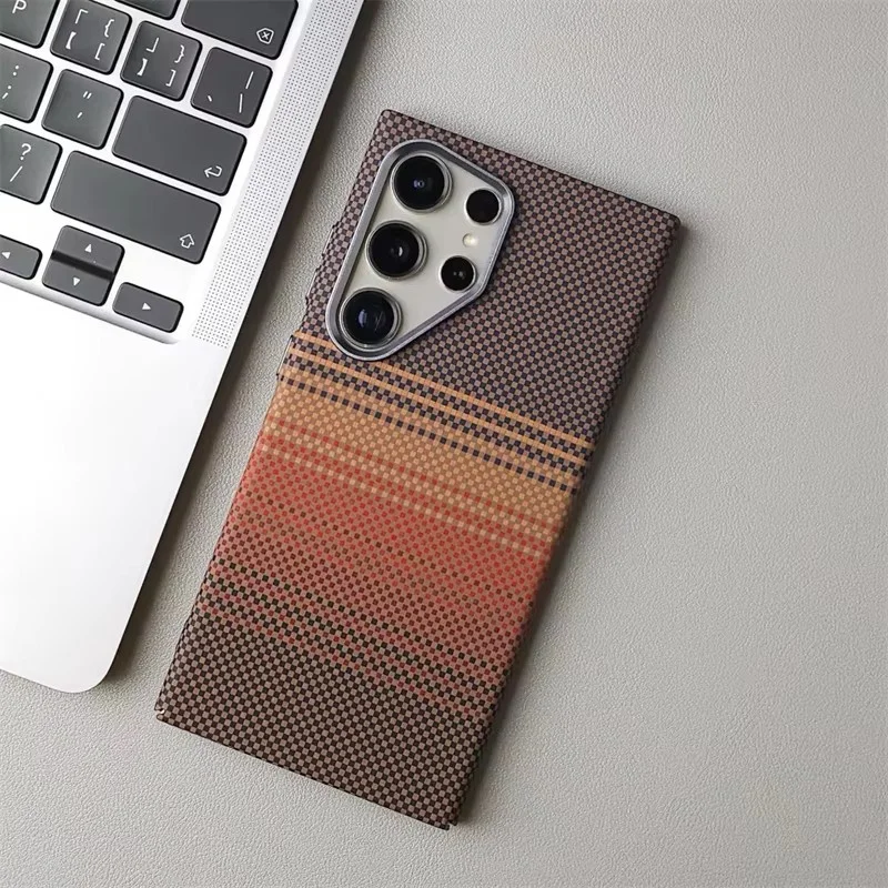 

For Samsung S25Ultra Luxury Carbon Fiber Kevlar Magnetic Phone Case For Samsung Galaxy S24 S23 Ultra Anti Shock Protective Cover