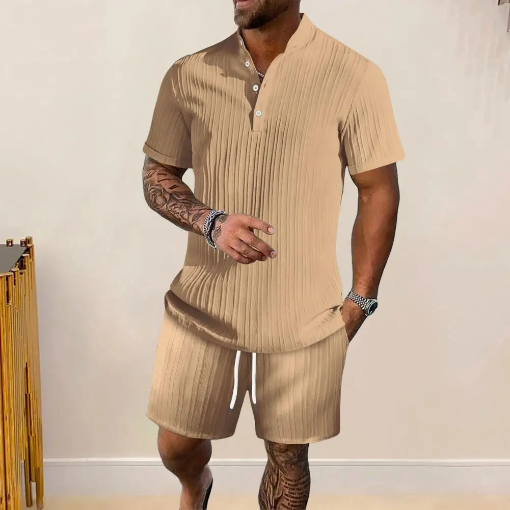 Conjunto de traje deportivo de verano para hombre, Camiseta con cuello levantado, pantalones cortos de cintura con cordón, informal, dos piezas para Fitness