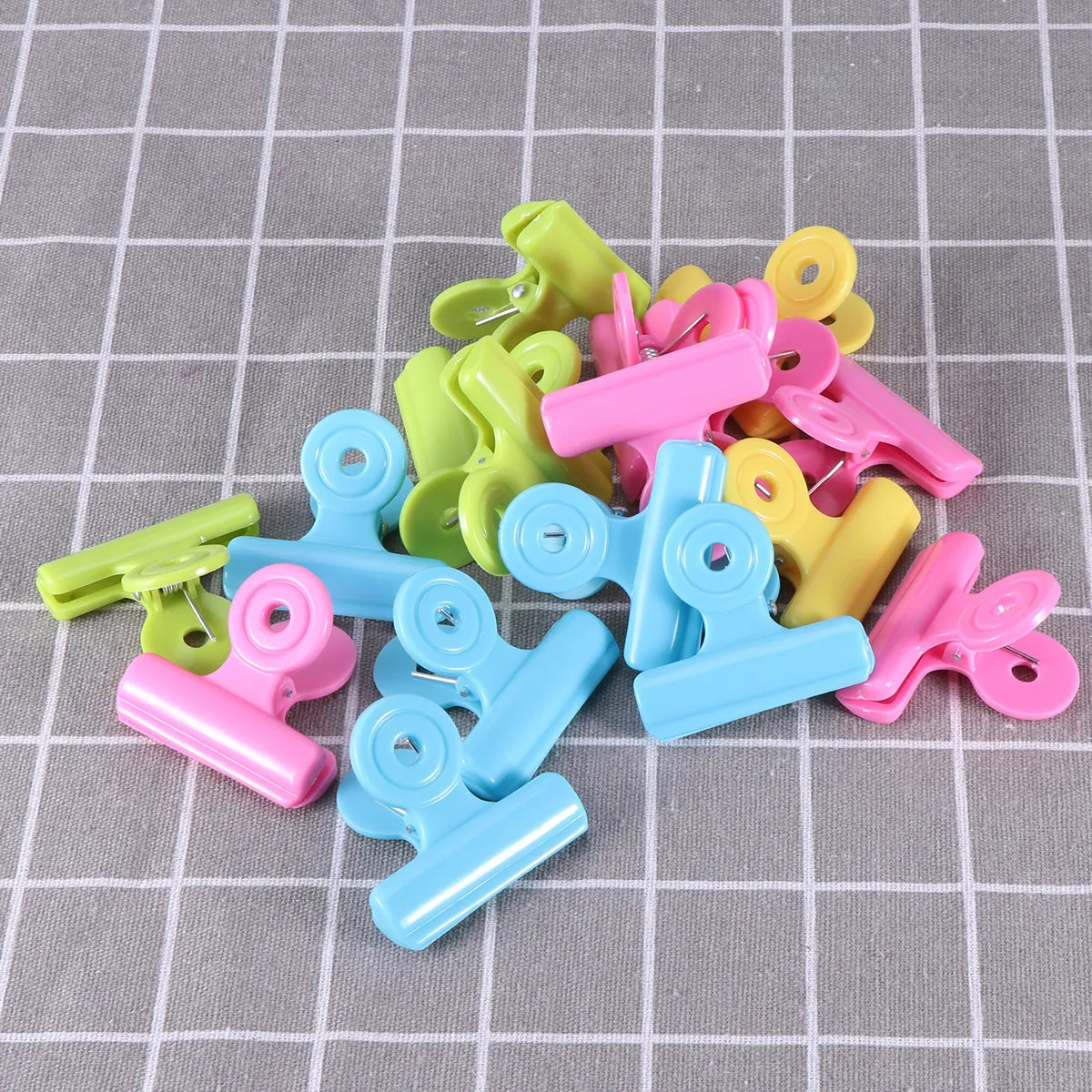 

16Pcs File Clips Plastic Bag Clips Food Snack Sealing Clip Airtight Grip for Office Home School Paper Organizer