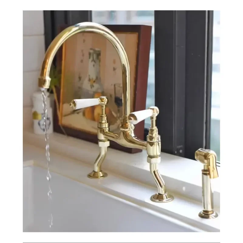 Classic Vintage Gold Brass Kitchen Sink Faucet European Two Handles Deck Mounted Single Bridge Mixer Ceramic Valve Core