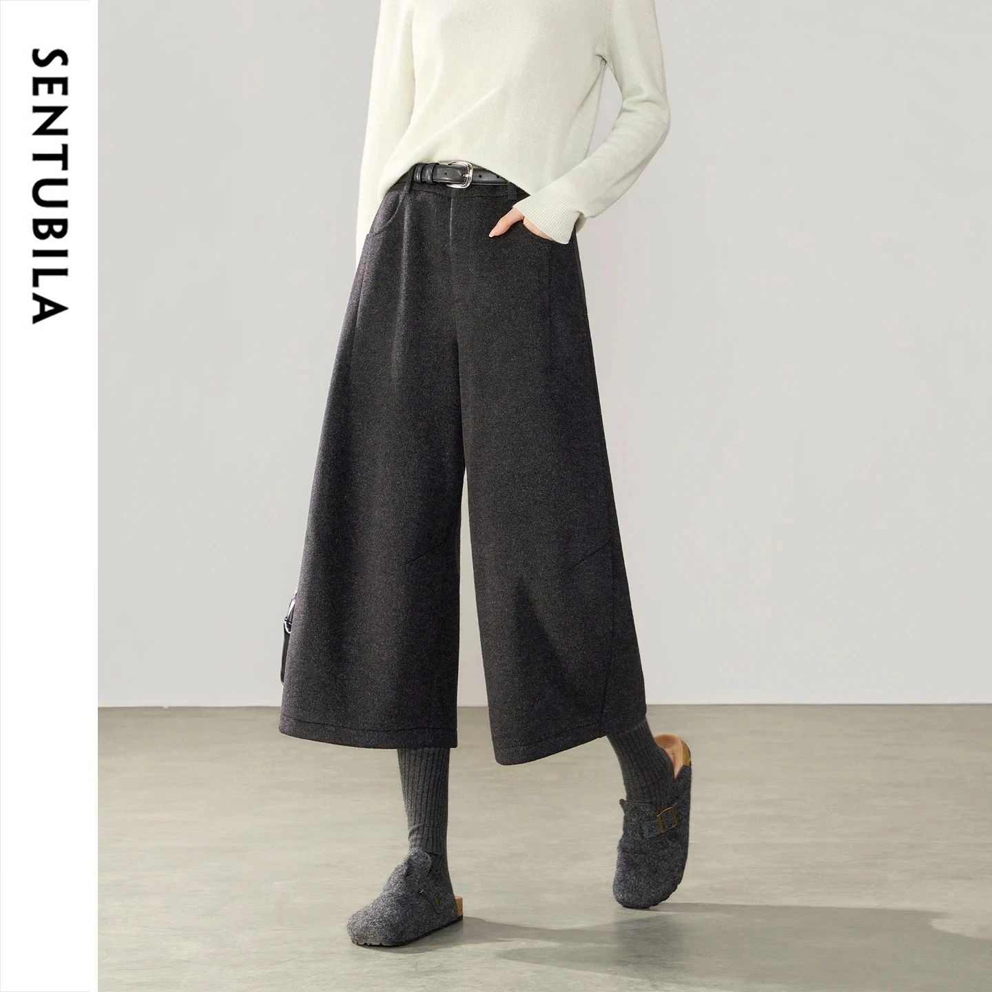SENTUBILA Women's Wool Blend Pants 2026 Winter Commuter Cropped Knit Trousers Loose Slim Warm Ladies Relaxed Fit Pants 164KD8430