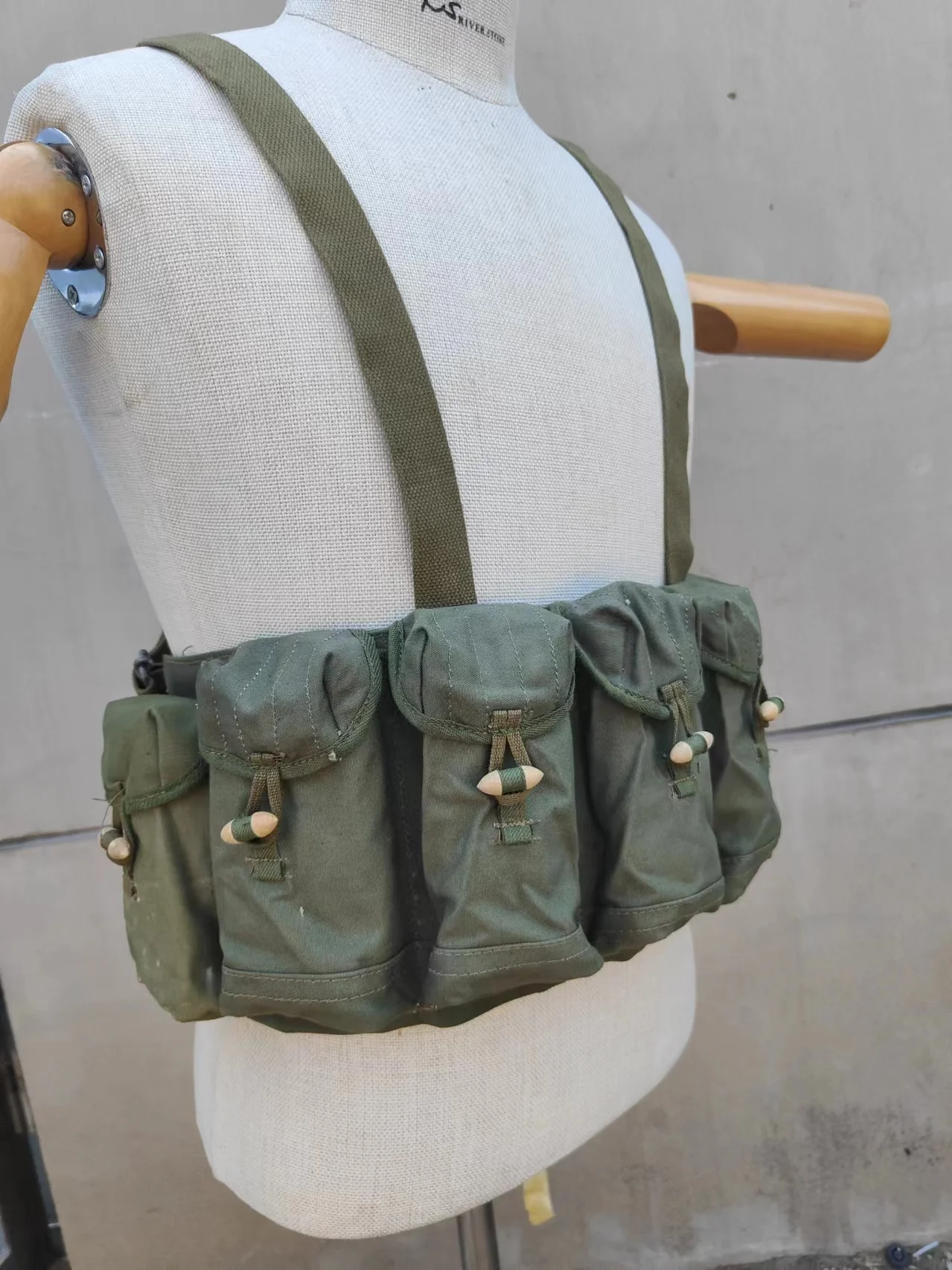 ORIGINAL Surplus Vietnam War Chinese PLA ARMY Type 63 Auto Chest Rig Ammo Pouch Military Bag Pack