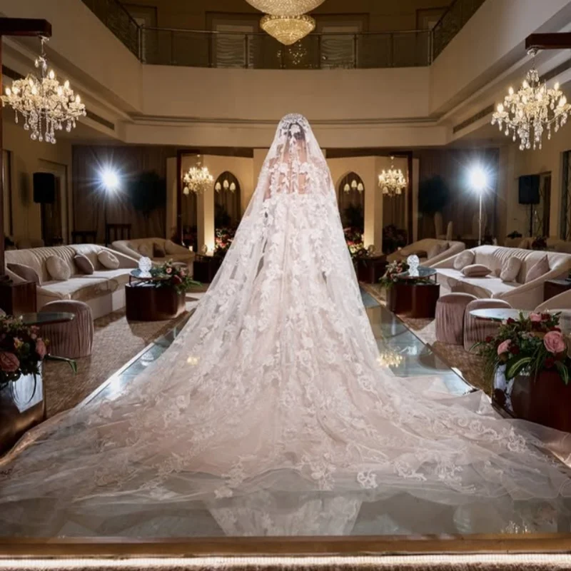 Robes de mariée avec des Appliques blanches ivoire, décalcomanies en cristal scintillant, jupe bouffante, longue queue de poisson, robe de mariée