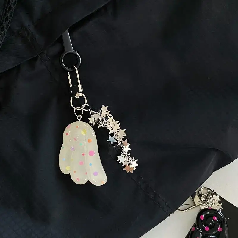 1 Stück Schlüsselanhänger mit Engelsflügel, modischer Taschenanhänger mit Punktmuster, Y2K-Stern-Verschluss, Taschen-Charm, Hängedekoration für Rucksack und Handtasche – Detail 4
