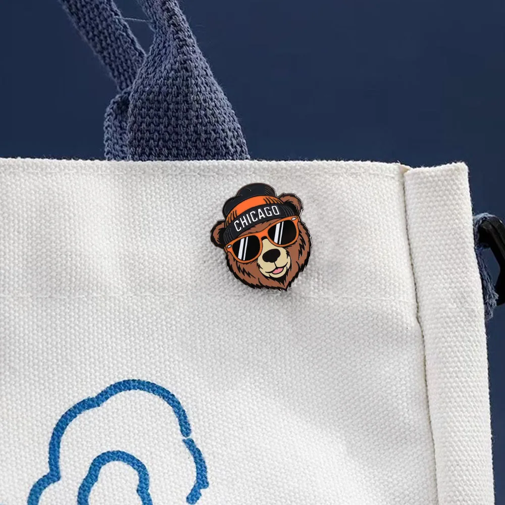 Chicago Bears Coole Sonnenbrillen, Strickmützen, Emaille-Pins, Retro-Sportbroschen, Rucksäcke, Jacken, Hüte, Accessoires, Fußball-Fan-Geschenke – Detail 8