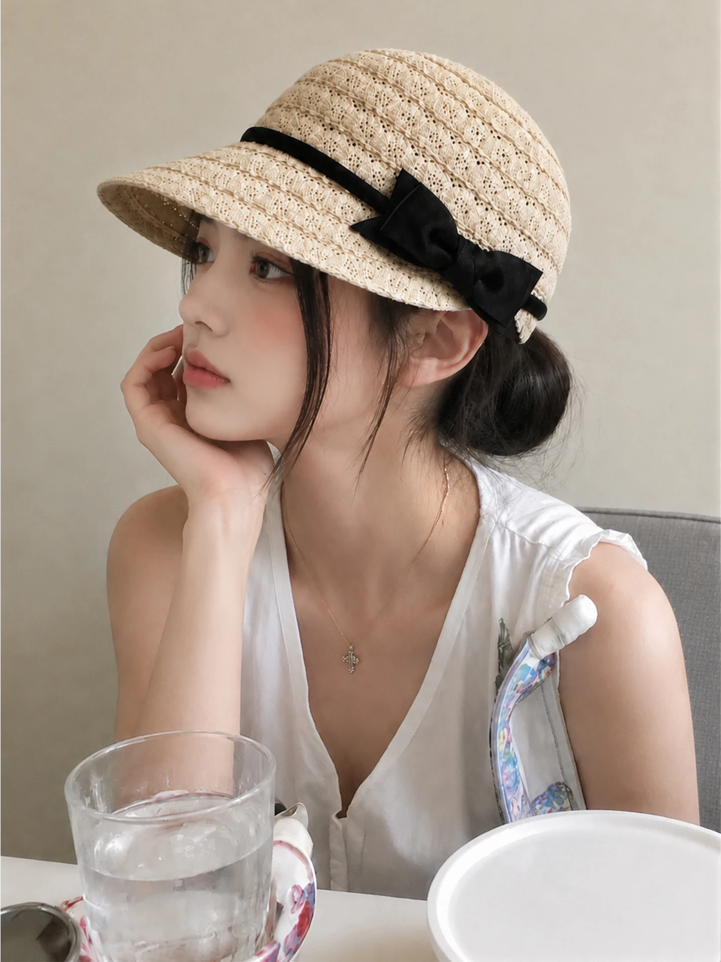 Summer New Style  Knot Weaving  Riding Hat Women's Sun Protection Beret Cap Versatile Face Slimming Knight Hat