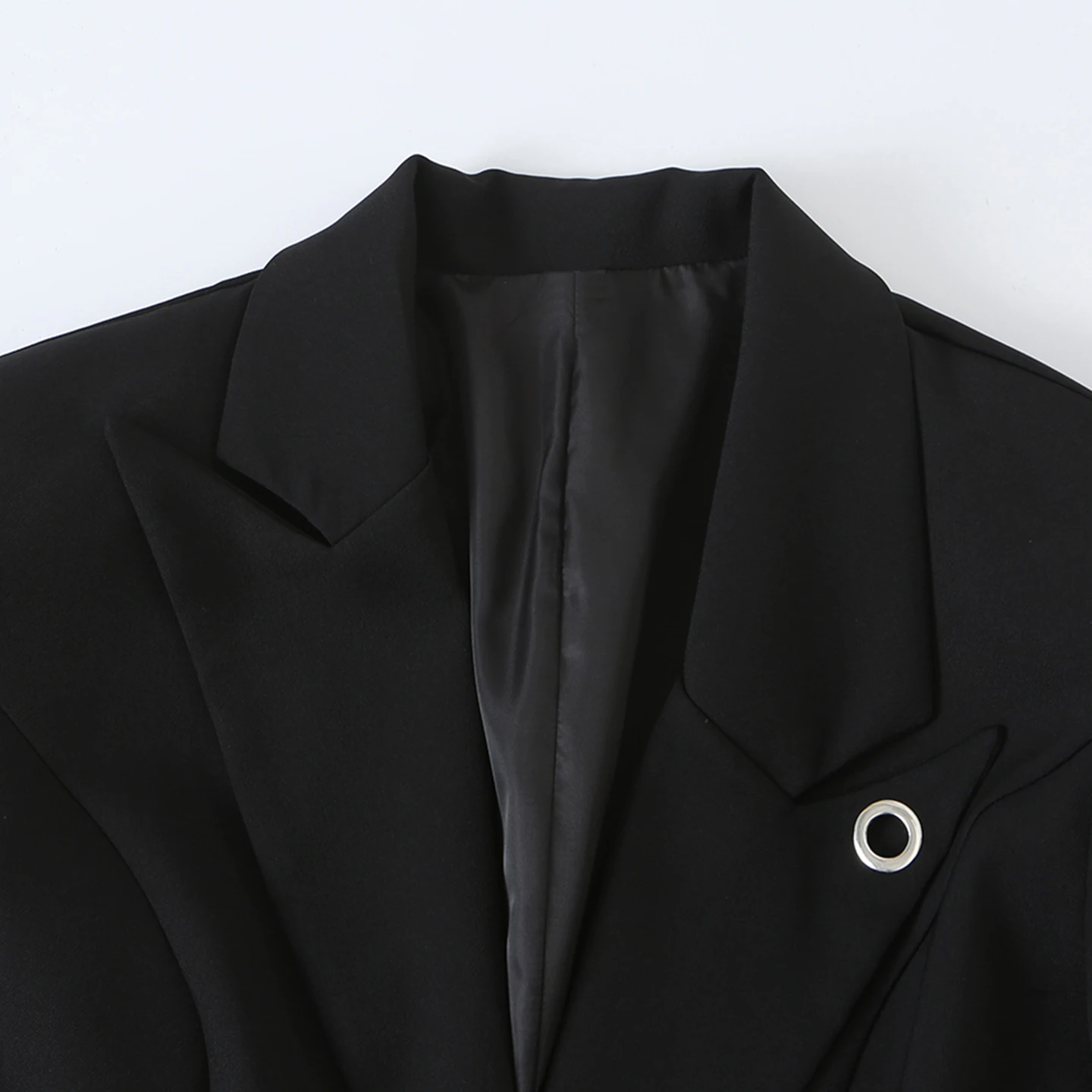 Fashionable Long Sleeve Suit Jacket Women's Hand Sewn Asymmetrical Lapel Casual Loose Fit Button Closure Autumn Outerwear