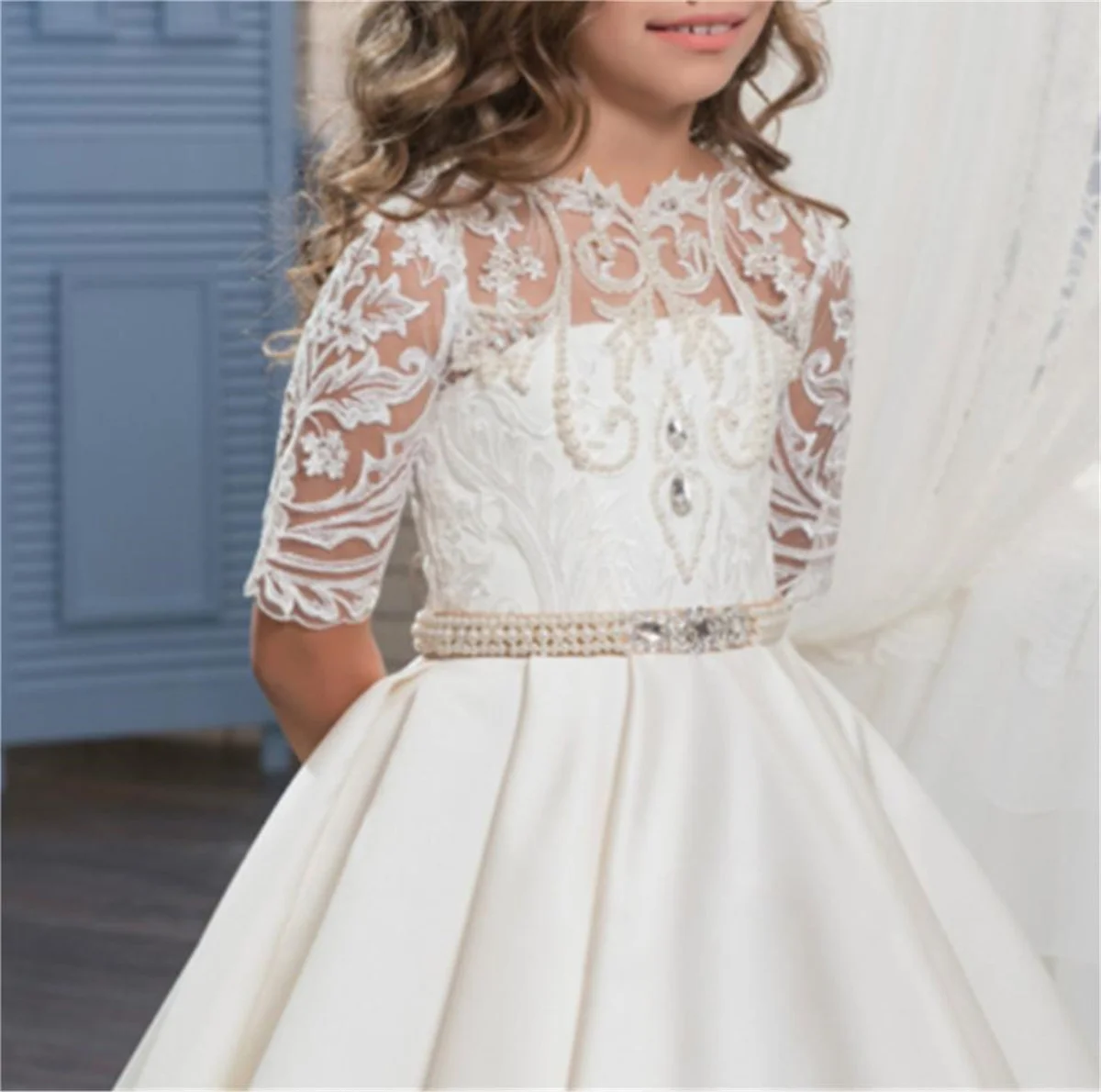 Wedding Flower Girl Dress Round Neck Lace Half Sleeve Pearl Crystal Belt White Custom Size Vestidos Para Niñas To The Floor 2024