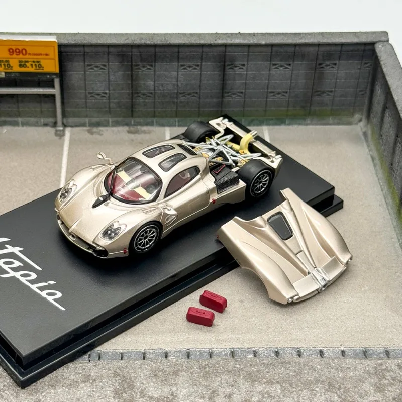 

In stock: 1:64 Pagani Utopia die-cast simulation alloy car model, boys' festival gift toy, adult collectible decorative item.