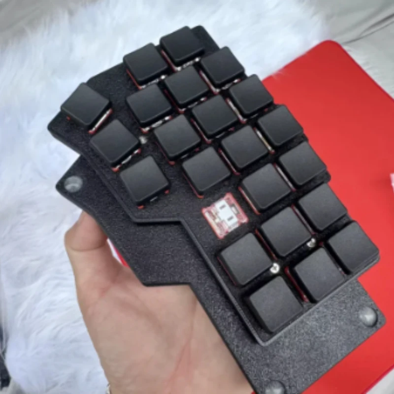 

Corne V4.1 Split Keyboard Kit 36/42-Key Square Touchpad & Knob Wired Hot-swap VIA Support Fits MX Switches Ergonomic Teclado