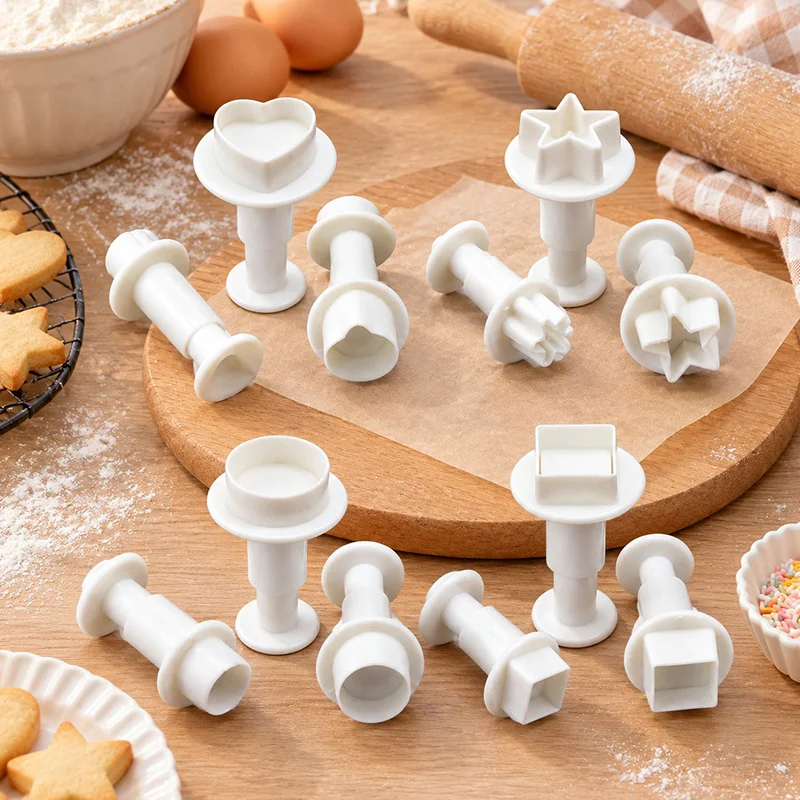 3/12PCS Plastic Spring Plunger Cookie Cutters Heart Star Round Square Fondant Cake Baking Mold Party Dessert Tools Home ZYF
