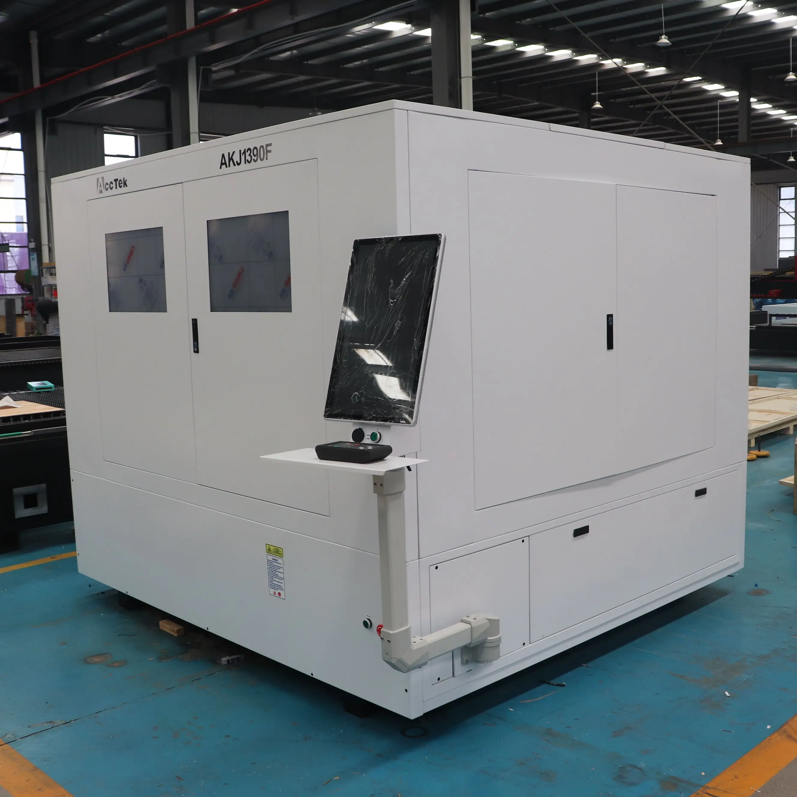 High Quality 1390 Small CNC Fiber Laser Metal Cutting Machine 1000W 1500W 2000W 3000W with Safety Cover for Steel Aluminum