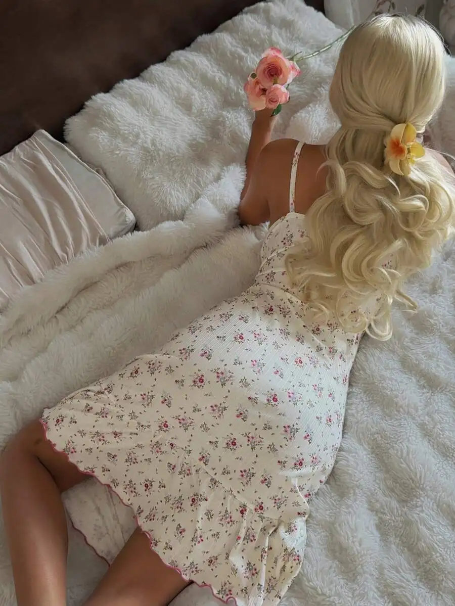 

Romantic Ditsy Floral Spaghetti Strap Nightgown Cottagecore Womens Sleep Dress