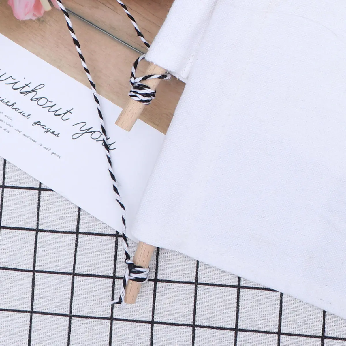 2Pcs Pin Display Canvas Pennant Banner Natural Cotton White Medium Size for Pins Badges Wall Hanging Decoration