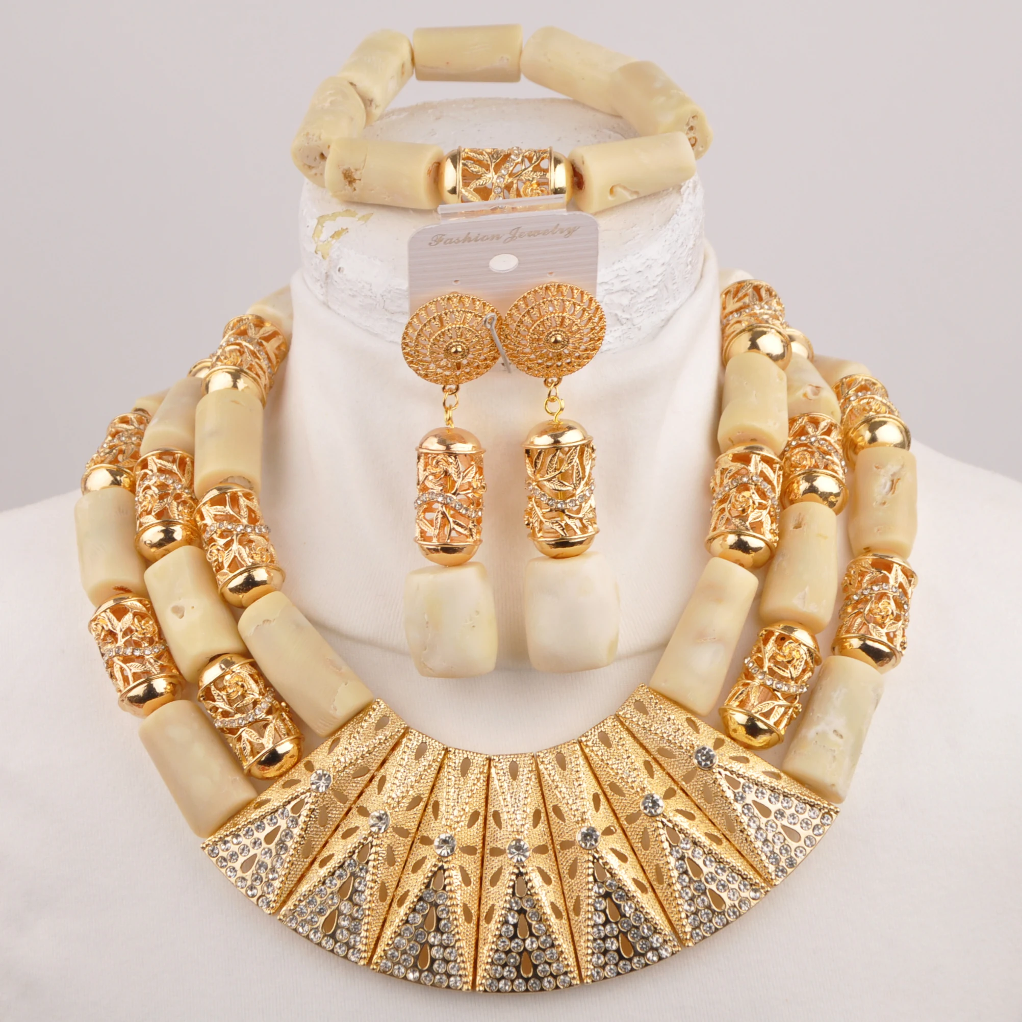 

Nigerian wedding couple banquet jewelry African bride wedding necklace beautiful natural white coral jewelry set SHXY-59