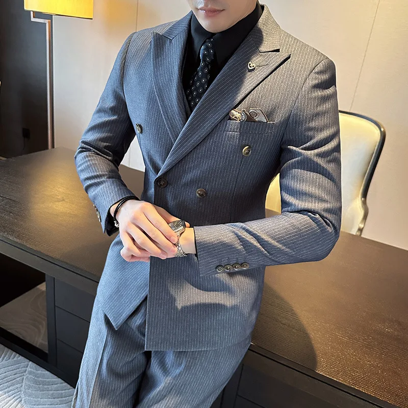 Luxury Solid Striped Men 3 Piece Suit Notched Lapel Double Breasted Jacket Vest Trousers Banquet Office Attire Customized