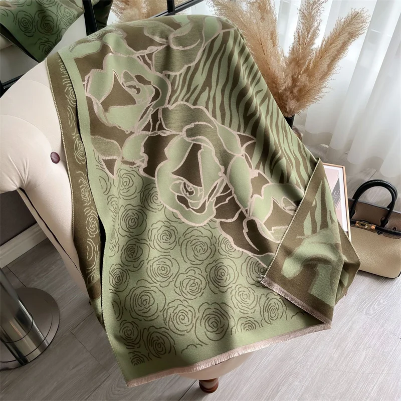 Winter New Fashion Warm Cashmere Shawl Scarf Women\'s Floral Print Pashmina Thick Scarf Women\'s Style Workplace Women 2024