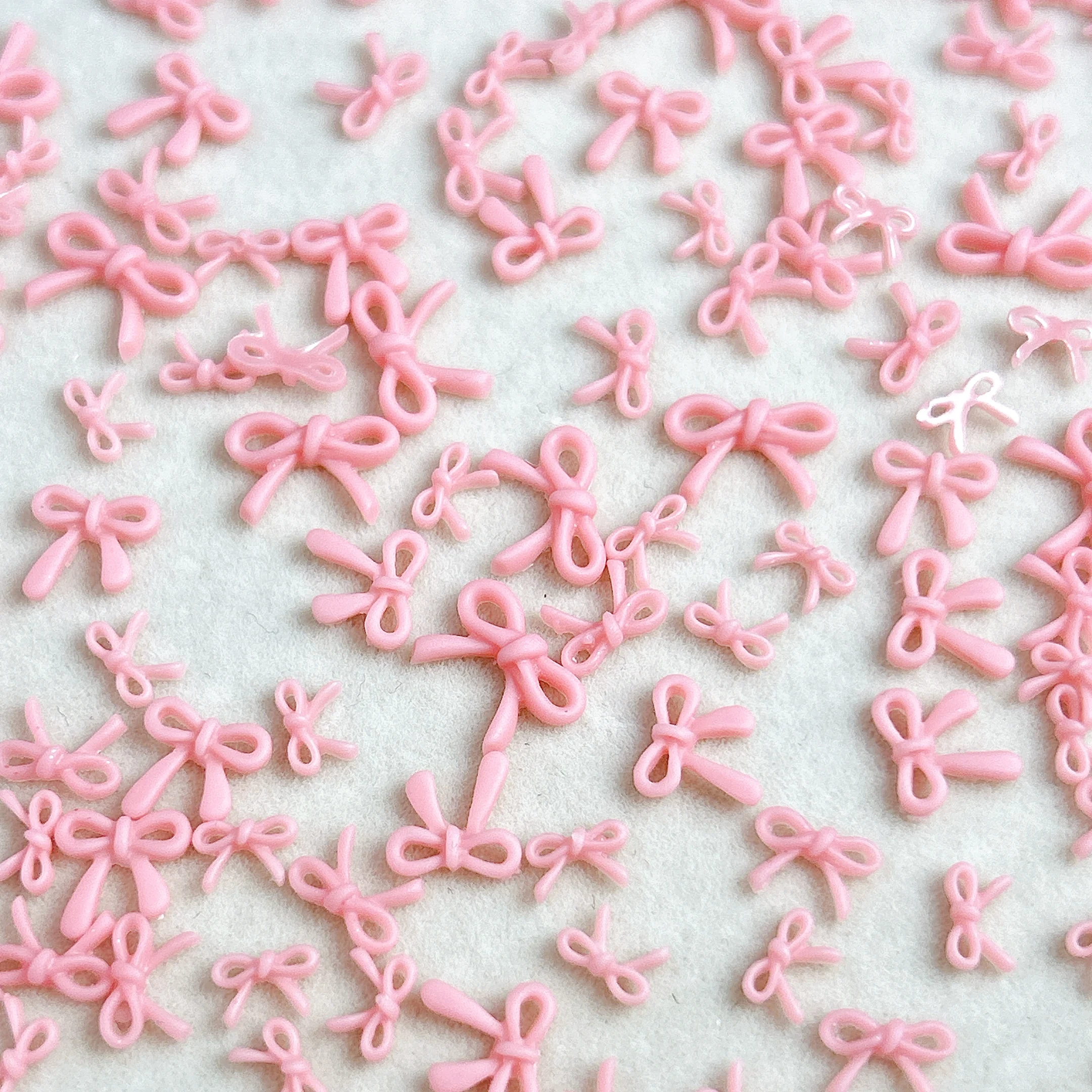 50 pçs 3d oco linha arcos encantos de unhas minimalista doce rosa bowknots resina decorações da arte do prego para diy manicure suprimentos