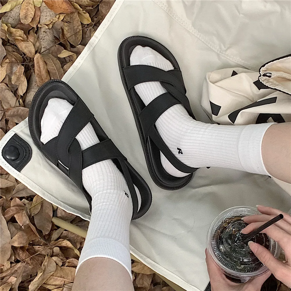 Sandalias romanas de estilo coreano para mujer, zapatos de playa a la moda con hebilla de plataforma, calzado de verano, SH366, 2024