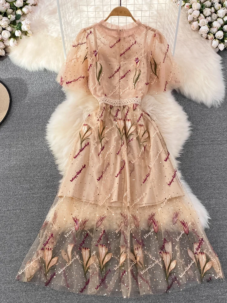 Retro Mesh Party Dress Women Round Neck Short Sleeve Embroidered Floral  A-line Elegant Long Dresses Ladies Slim A-line Lobg Robe